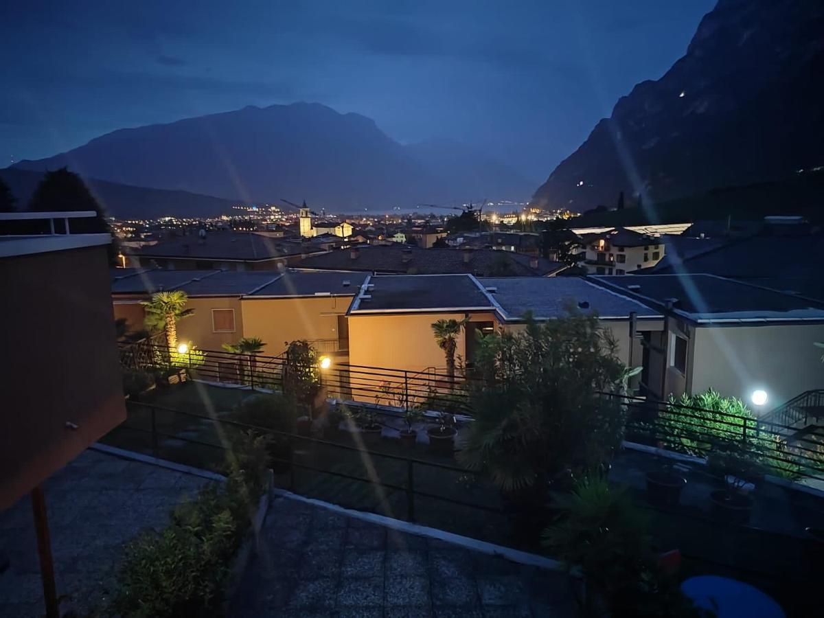 Appartamento Peppino Mit Seeblick Und Pool Riva del Garda Exterior photo
